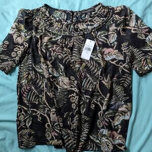 NEW Womens Beautiful BANANA REPUBLIC sheer flowy summer top shirt Size XS petite